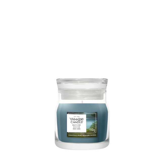 Immagine di Yankee Candle Bayside Cedar Candela in Giara Piccola Signature