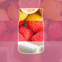 Immagine di Yankee Candle Iced Berry Lemonade Candela in Giara Piccola Signature