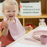 Immagine di Chicco Bavaglino Easy Roll Pieghevole in Silicone con Tasca Raccogli Briciole